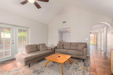 340 E Mitchell Dr, Phoenix, AZ 85012 photo 4