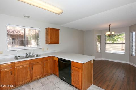 4526 E Grove Ave, Mesa, AZ 85206 photo 8