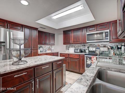 4202 E Apollo Rd, Phoenix, AZ 85042 photo 3