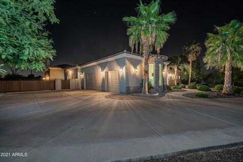2776 E Meadowview Ct, Gilbert, AZ 85298 photo 4