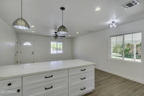 3232 N 27th Pl, Phoenix, AZ 85016 photo 3