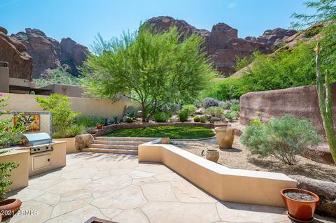 5670 N Echo Canyon Dr, Phoenix, AZ 85018 photo 4
