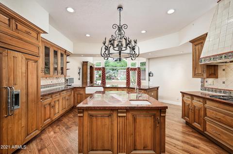 5670 N Echo Canyon Dr, Phoenix, AZ 85018 photo 23