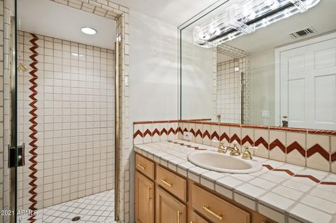 5670 N Echo Canyon Dr, Phoenix, AZ 85018 photo 41