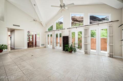 5670 N Echo Canyon Dr, Phoenix, AZ 85018 photo 12