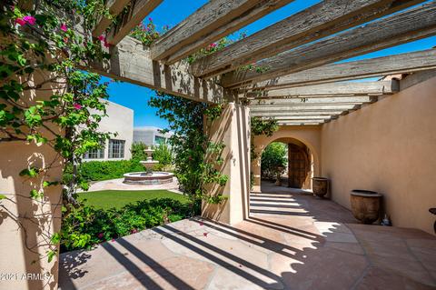 5670 N Echo Canyon Dr, Phoenix, AZ 85018 photo 6