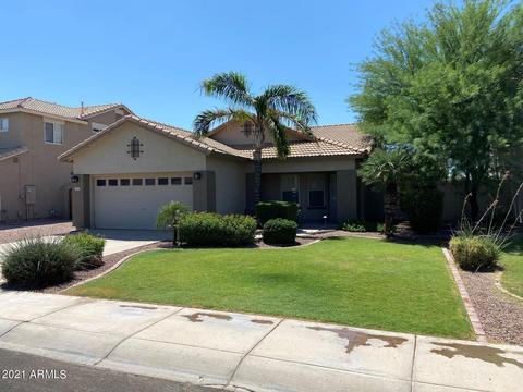 3677 E Remington Dr, Gilbert, AZ 85297 photo 1