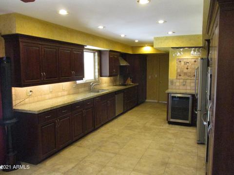 347 W Echo Dr, Phoenix, AZ 85021 photo 2