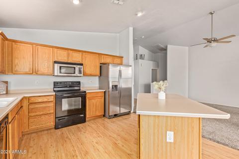 3352 E Chickadee Rd, Gilbert, AZ 85297 photo 9