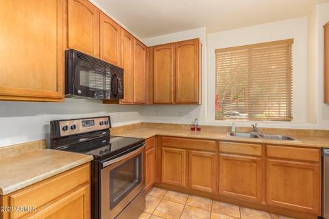 4370 E Selena Dr, Phoenix, AZ 85050 photo 11