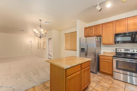 4370 E Selena Dr, Phoenix, AZ 85050 photo 9