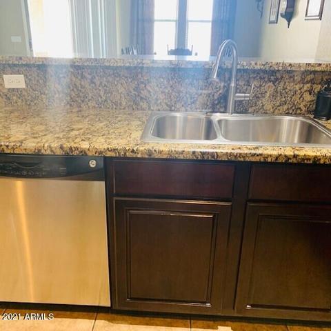 2917 S 74th Ln, Phoenix, AZ 85043 photo 9