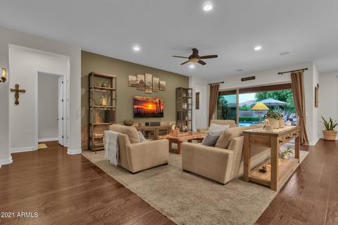 2736 E Pearl St, Mesa, AZ 85213 photo 3