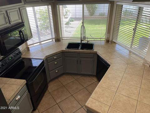 3737 E Taro Ln, Phoenix, AZ 85050 photo 14
