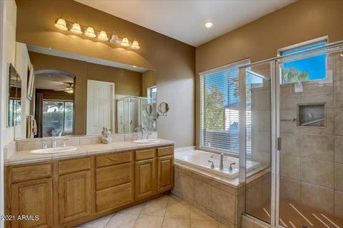 6746 S Pinehurst Dr, Gilbert, AZ 85298 photo 30