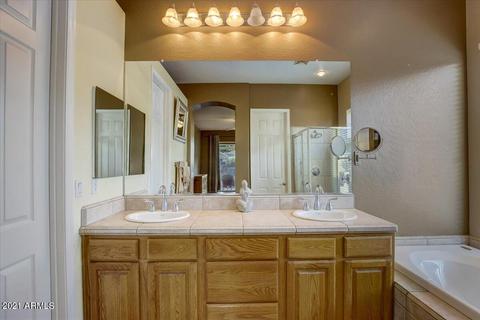 6746 S Pinehurst Dr, Gilbert, AZ 85298 photo 31