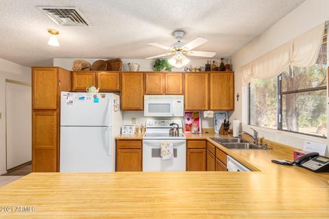 907 E Hackamore St, Mesa, AZ 85203 photo 6