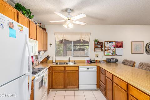 907 E Hackamore St, Mesa, AZ 85203 photo 5
