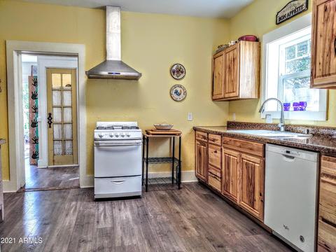 54 Cochise Row, Bisbee, AZ 85603 photo 11
