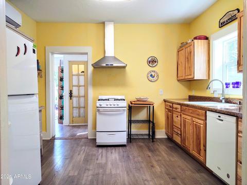 54 Cochise Row, Bisbee, AZ 85603 photo 14