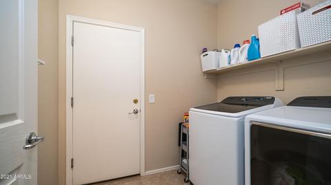 3911 E Parkview Dr, Gilbert, AZ 85295 photo 16