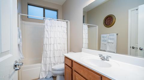 3911 E Parkview Dr, Gilbert, AZ 85295 photo 4