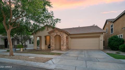 3911 E Parkview Dr, Gilbert, AZ 85295 photo 2