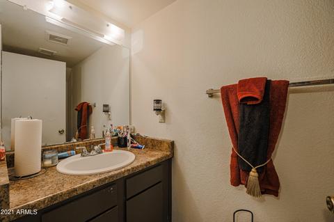 434 E Pecan Rd, Phoenix, AZ 85040 photo 9