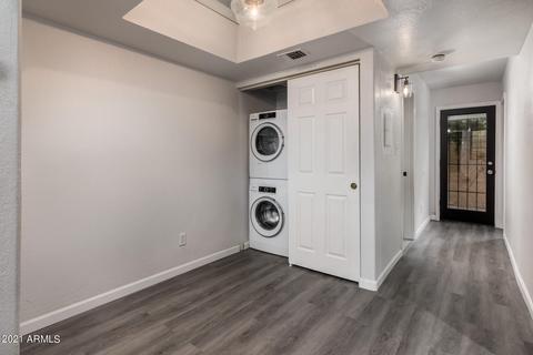 1025 E Highland Ave #19, Phoenix, AZ 85014 photo 21