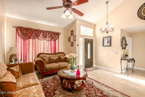 1005 S Tiago Dr, Gilbert, AZ 85233 photo 8