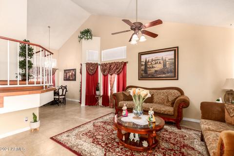 1005 S Tiago Dr, Gilbert, AZ 85233 photo 5