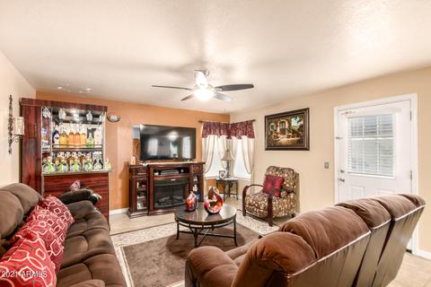 1005 S Tiago Dr, Gilbert, AZ 85233 photo 14