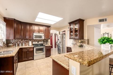 1005 S Tiago Dr, Gilbert, AZ 85233 photo 19