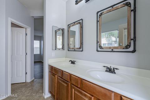 3246 E Castanets Dr, Gilbert, AZ 85298 photo 12