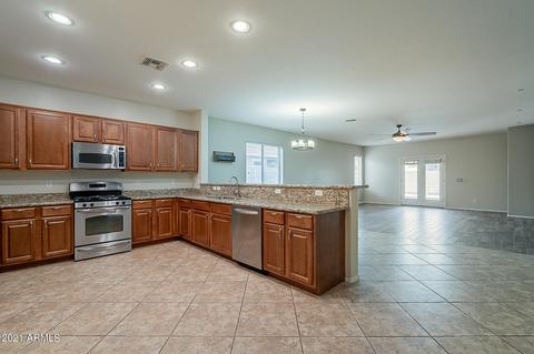 3246 E Castanets Dr, Gilbert, AZ 85298 photo 6