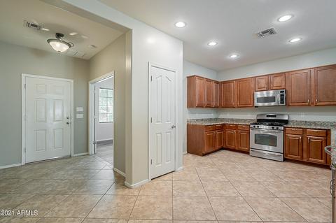 3246 E Castanets Dr, Gilbert, AZ 85298 photo 7