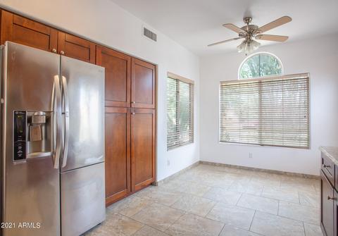 4607 E Michelle Dr, Phoenix, AZ 85032 photo 9