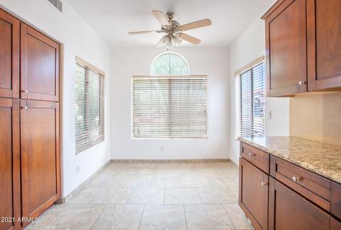 4607 E Michelle Dr, Phoenix, AZ 85032 photo 8