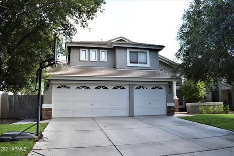 3249 E Cullumber St, Gilbert, AZ 85234 photo 2