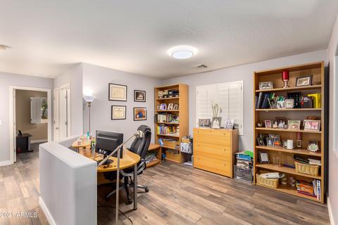 4253 Expedition Way, Phoenix, AZ 85050 photo 22