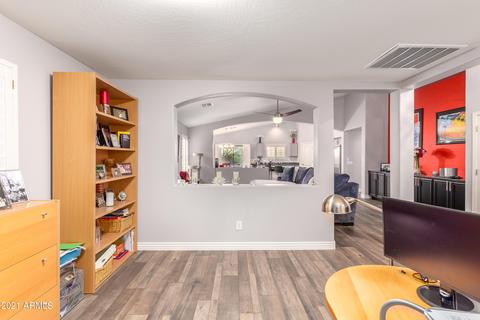 4253 Expedition Way, Phoenix, AZ 85050 photo 4