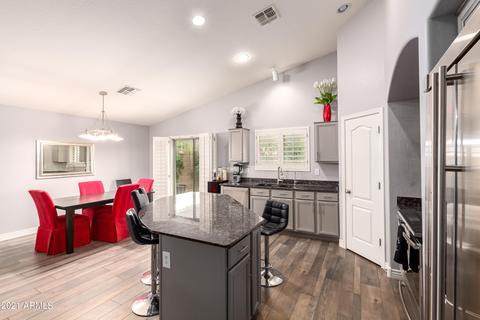 4253 Expedition Way, Phoenix, AZ 85050 photo 11