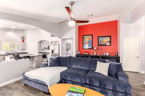 4253 Expedition Way, Phoenix, AZ 85050 photo 8