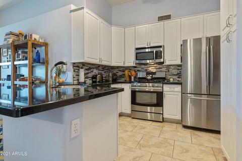 79 W Del Rio St, Gilbert, AZ 85233 photo 9