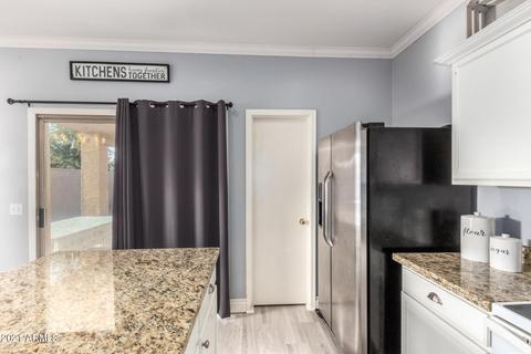 8426 E Navarro Cir, Mesa, AZ 85209 photo 14