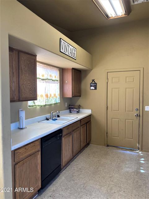 523 E Quail Ave, Apache Junction, AZ 85119 photo 3