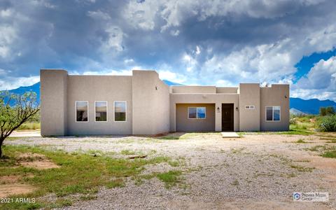 5980 S Lizard Trl, Hereford, AZ 85615