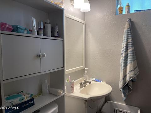 835 E Carson Rd, Phoenix, AZ 85042 photo 17