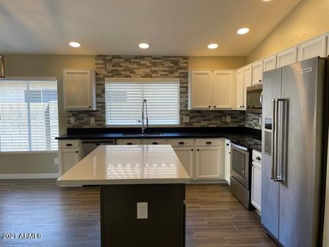 732 E Cantebria Dr, Gilbert, AZ 85296 photo 10