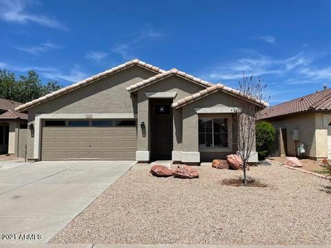 732 E Cantebria Dr, Gilbert, AZ 85296 photo 2